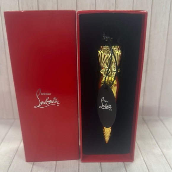 Christian Louboutin lipstick silky satin in MY ORANGE 555